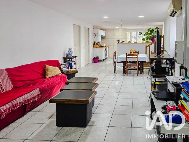 Bâtiment/immeuble 5 pièces 105 m²