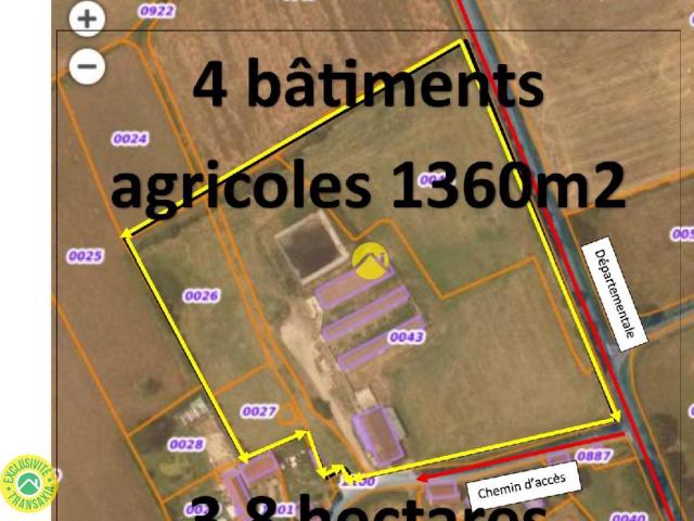 Bâtiments 1360m2 à côté de D1