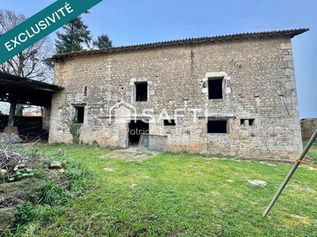 BÂTISSE EN PIERRE A RÉNOVER A MELLE