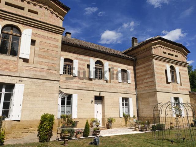 Bâtisse historique de 1825 sur la commune d'Uzès