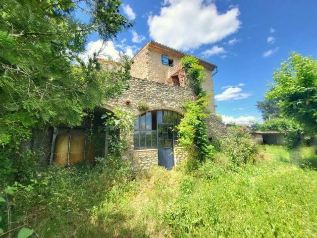 BATISSE PROCHE ST AMBROIX