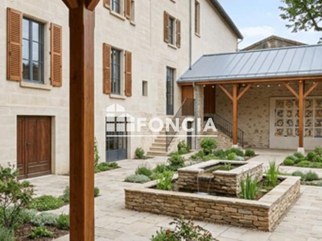 BATISSE 200 m2 sur 323 m2 de terrain