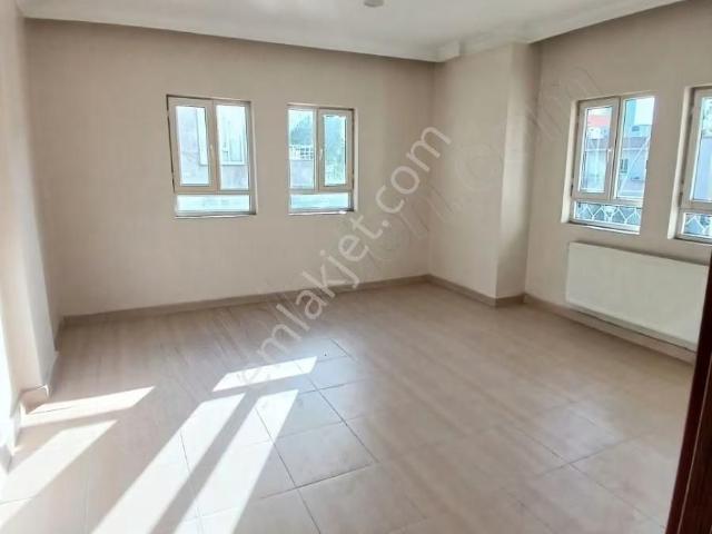 Batman Şafak Mahallesi Ana Cadde Üzerinde Kiralık 3+1 Daire