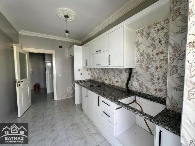 Batmaz'dan Beykent 1. Etap Pazar Civarında 2+1 Kiralık Daire