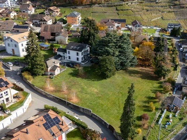 BAUWIES ~2'083m2 = ~CHF 336. /m2 / BAUERLASS GELTEND FÜR 2 VILLAS