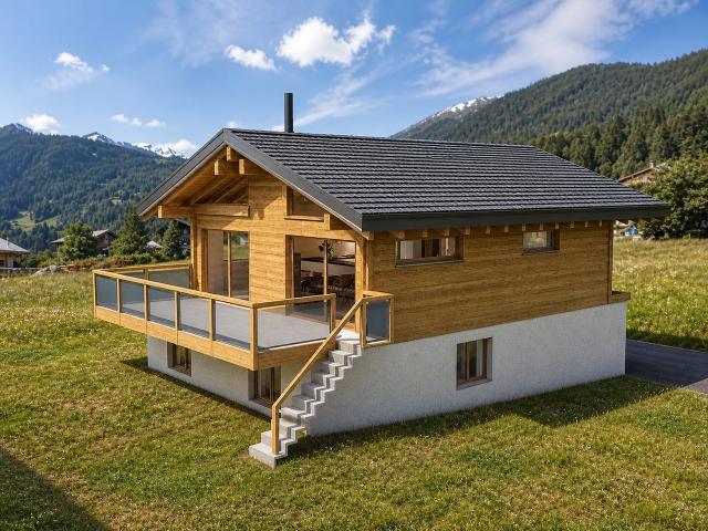 Bau von freistehenden Villen in Prarreyer