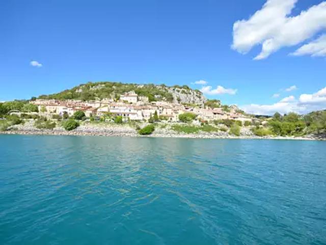 Bauduen 83630 Achat / Vente appartement 1 pièce t1 au dernier étage