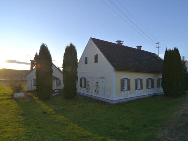 Bauernhaus mit vielen Nebengebäuden zur Selbstverwirklichung!
