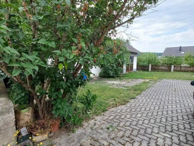 Bauernhaus mit großem Grundstück in Harmisch