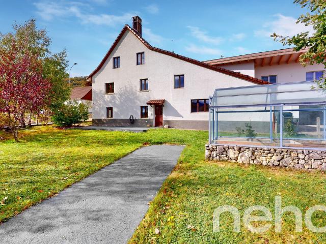 Bauernhaus von 5,5p mit 4 Schlafzimmern, komplett renoviert im Jahr 2010