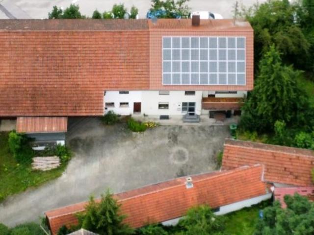Bauernhof mit Baugenehmigung für Reihenhauszeile 3