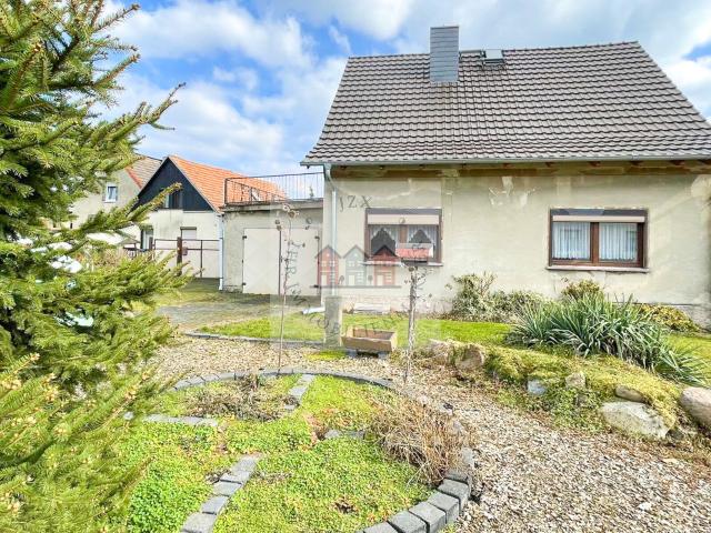 Bauernhof mit zwei Wohneinheiten ca. 5300 qm Grundstück