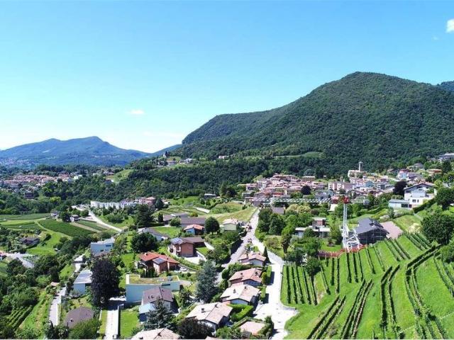 Baugelände von 2529 m2 Morbio Superiore, Schweiz