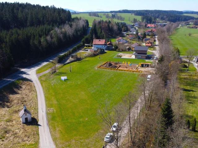 Baugrund nahe Straßwalchen: GSt. 8 608m²
