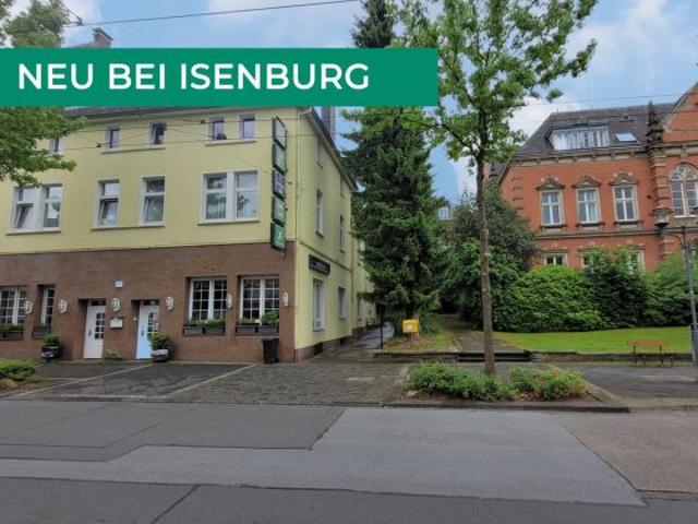 Baugrundstück mit vielen Möglichkeiten – direkt am Walder Rathaus und Stadtpark