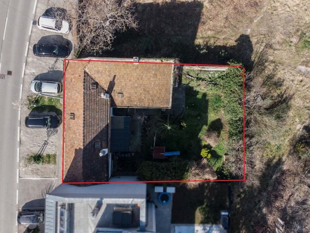 Baugrundstück mit Bebauungsstudie für ein Haus mit 600m² WNFL