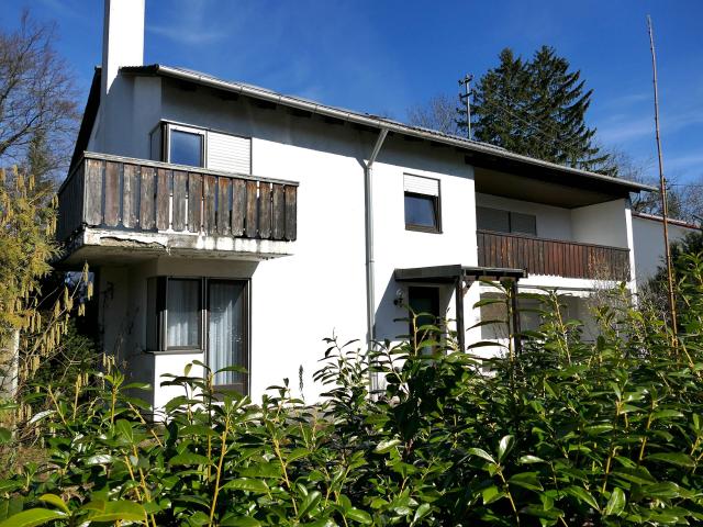 Baugrundstück mit Bestandsgebäude/Abriss, Neubau EFH, DH