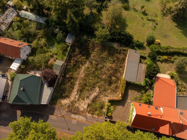 Baugründstück mit Blick auf den Mühlgraben / Saale inkl. Baugenehmigung für Mehrfamilienhaus