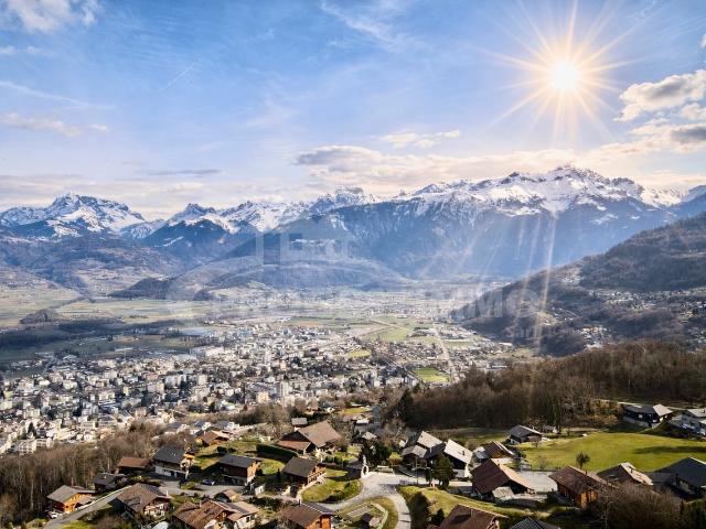 BAUGRUNDSTÜCK – RUHIG, SONNIG UND BESEHEN MIT DEN DENTS DU MIDI