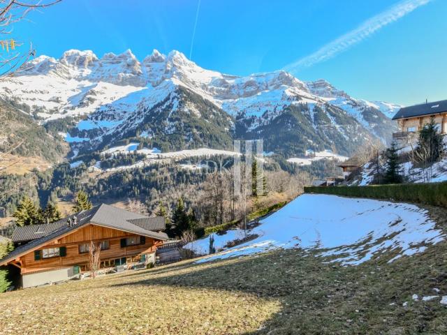 Bauland mit Panorama auf die Dents du Midi