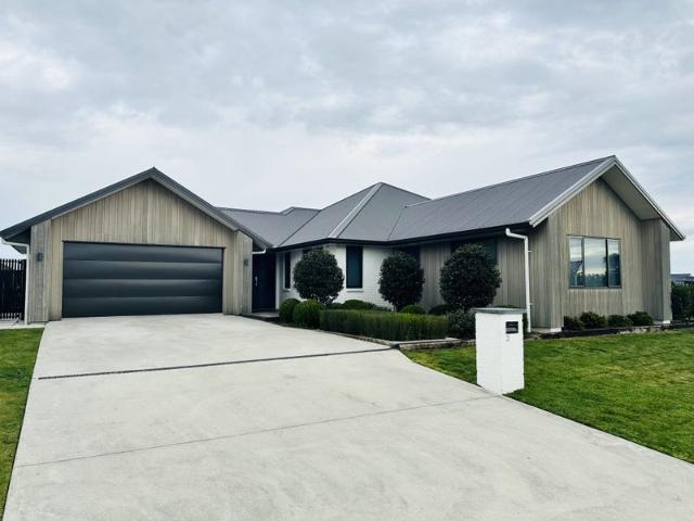 baverstock, 4 bedrooms