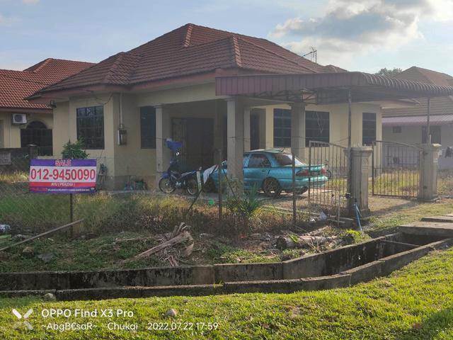 Bawah Harga Pasaran Banglo Setingkat Kampung Mak Chili Chukai Kemaman