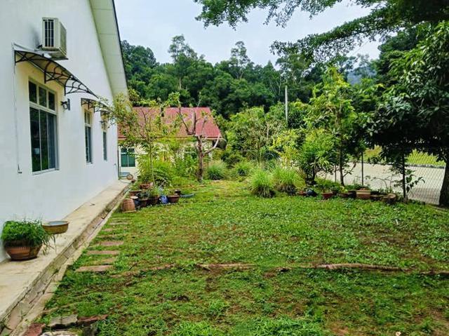 BAWAH HARGA PASARAN RUMAH CORNERLOT BESERAH KUANTAN FOR SALe