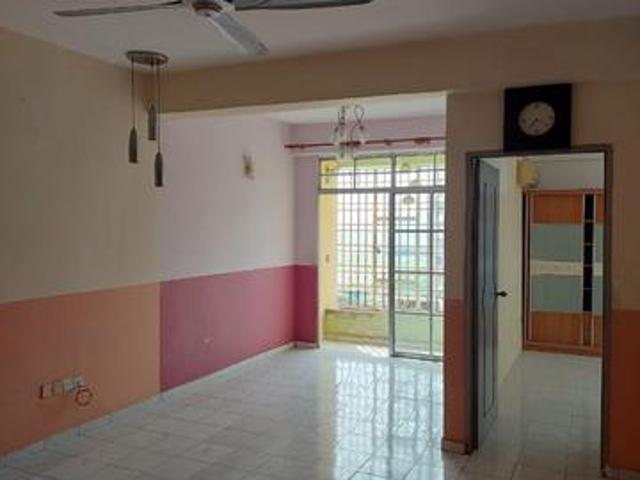 BAWAH PASARANKONDOMINIUM MUTIARABANDAR PERDAFull Loan Available