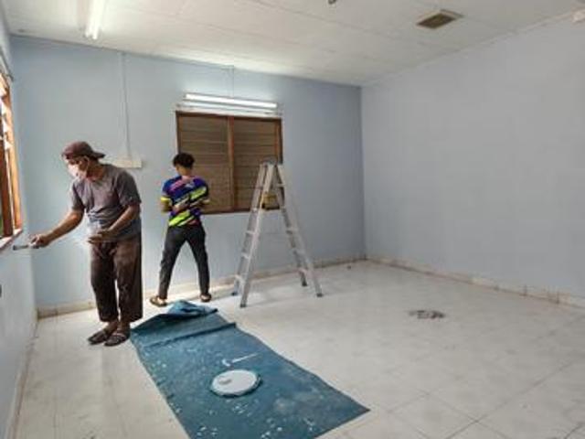 BATU LANCHANG PENAGA MAIN RD CORNER LA3340SF 31Bedrooms Renovated