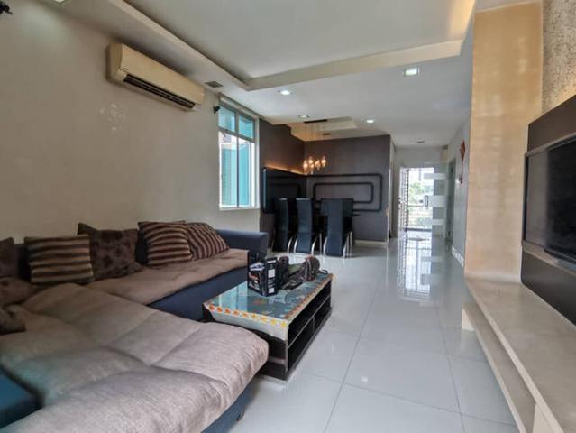 Bayu Puteri 3 Mid Valley Southkey Tamna Sentosa Near Jb Town