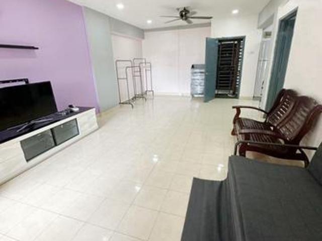 Bayu Puteri 3 Apt Middle floor 3beds GG Permas Jaya Megah Ria CIQ