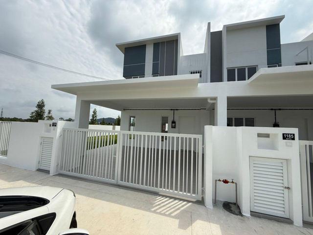 Bayu Sutera Corner house 4 rent