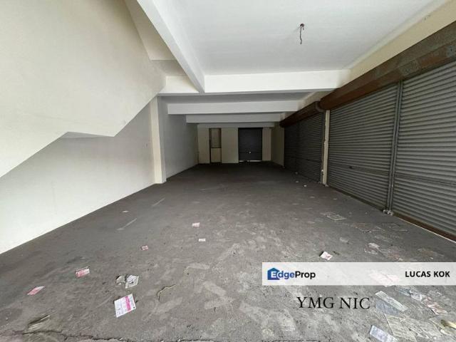 Bayu Tinggi Commercial Centre Taipan