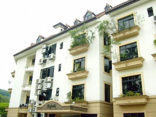 Bayville Condo D5, Condominium