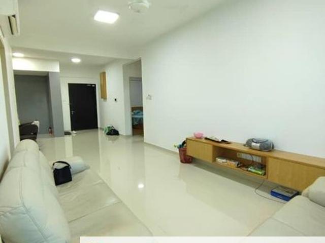BAY 21 CONDOMINIUM