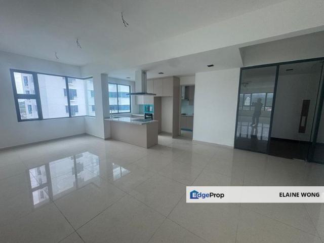 BAY 21 CONDOMINIUM