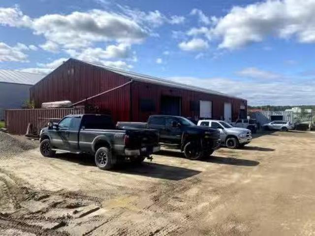 Bay C 207 1A Avenue, Fox Creek, AB, T0H 3Z0 commercial for l.