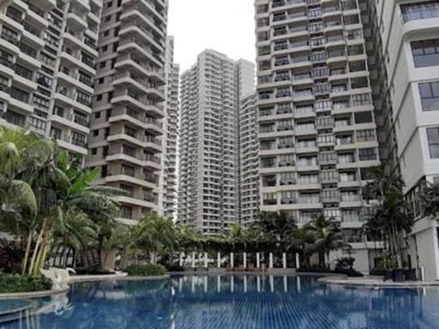 BAY LAUREL COUNTRY GARDEN Town area 2B2B Near CIQ Danga Bay