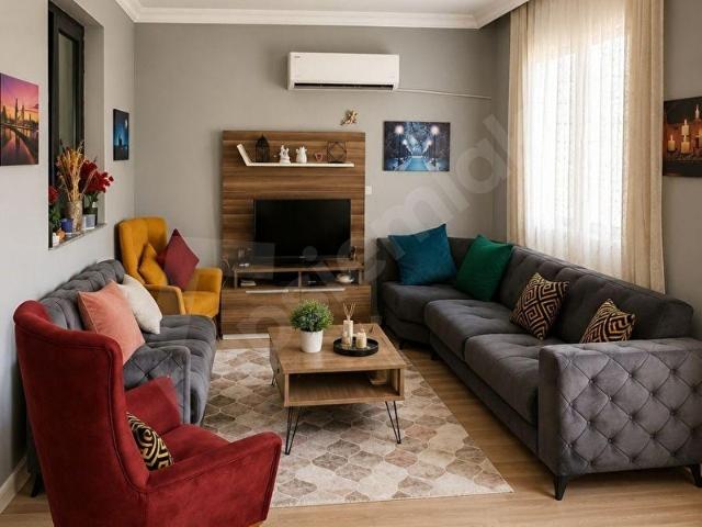 Bayındır'da Satılık Kiracılı 2+1 Ev Aylık 15.000 TL Kira Gelirli Tapulu ve Yeni Yapı