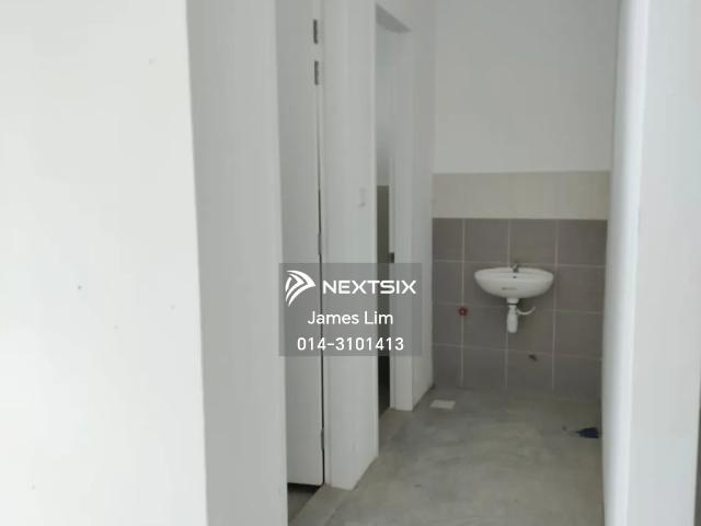 Bay Point Danga Bay High Floor 3R3B Half Sea View Fully Furnished