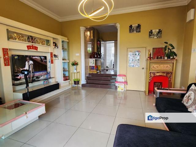Bayan Villa