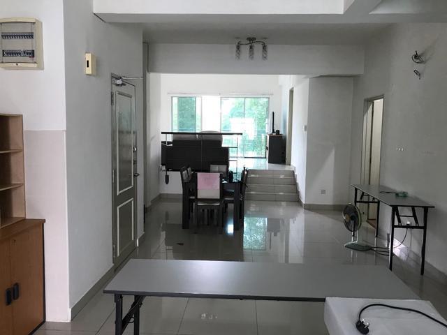 Bayan Villa 1st Floor 3R3B Renova Seri Kembangan