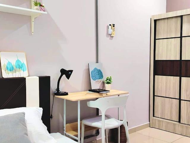 Bayan Baru Medium Room for Rent