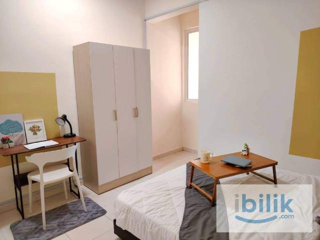Bayan Baru Beautiful Medium Room for rent