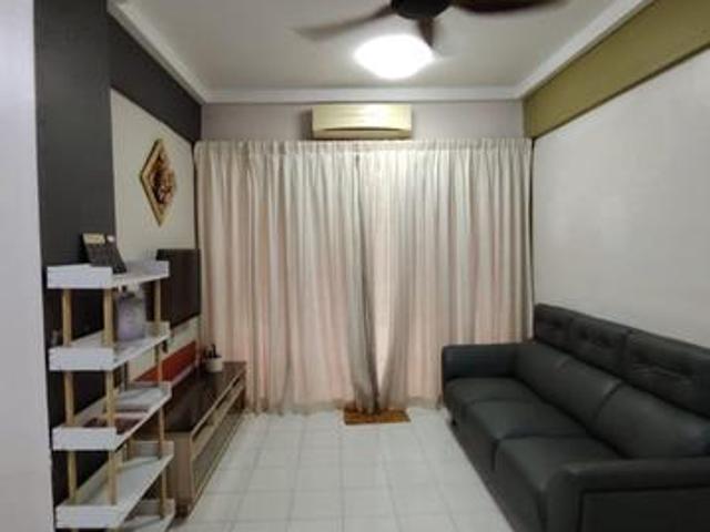 Bayan Lepas Putra Place Near Queensbaymall With For Rent