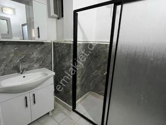 Baykal'dan Forum Avm Karşısı Kılıçaslan'da Yapılı Daire