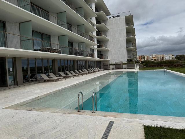 Bayline Luxury T2 | Beachfront, Pool, Spa & Privat
