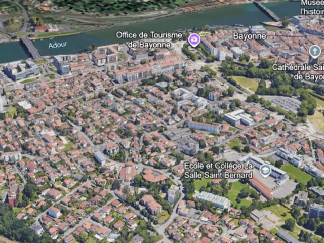 BAYONNE Arènes villa d'exception 500m2