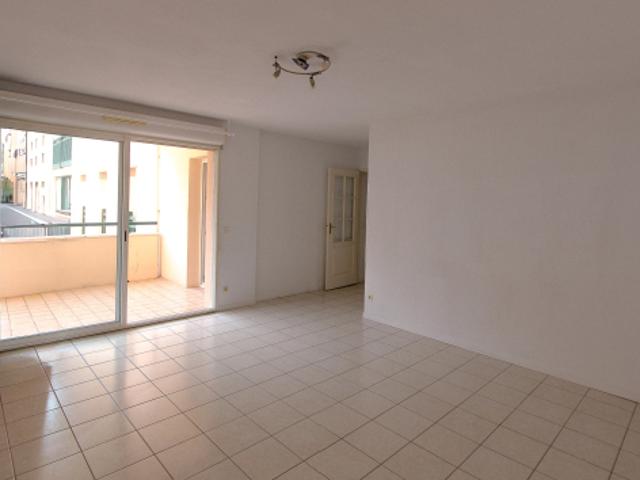 BAYONNE – QUARTIER FOCH APPARTEMENT T2 BALCON – PARKING CELLIER