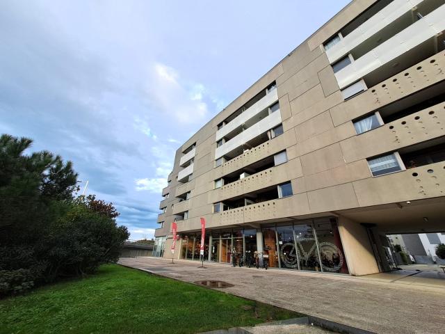BAYONNE T2 avec balcon et pkg idéal investisseurs ! VENDU LOUE